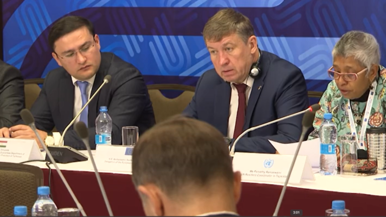 В Таджикистане ликвидированы сотни НПО