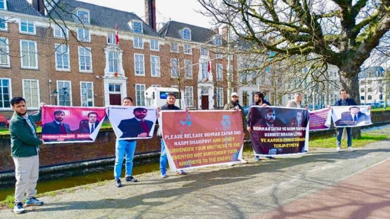Очередная акция протеста в поддержку Сухроба Зафара и Насима Шарифова