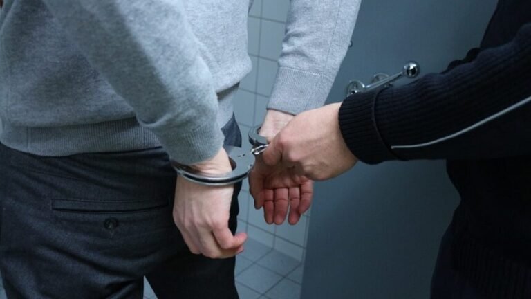 В Санкт-Петербурге задержан мигрант из Таджикистана
