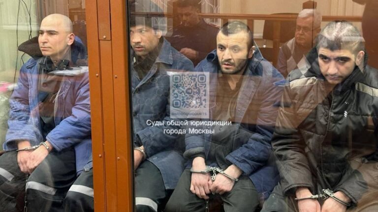 Таджикистанцам- фигурантам дела о нападении на Крокус продлили арест