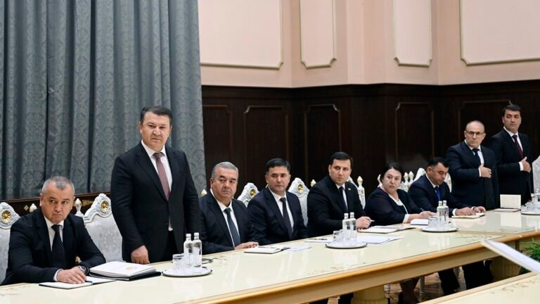 Рокировки кадров в Таджикистане