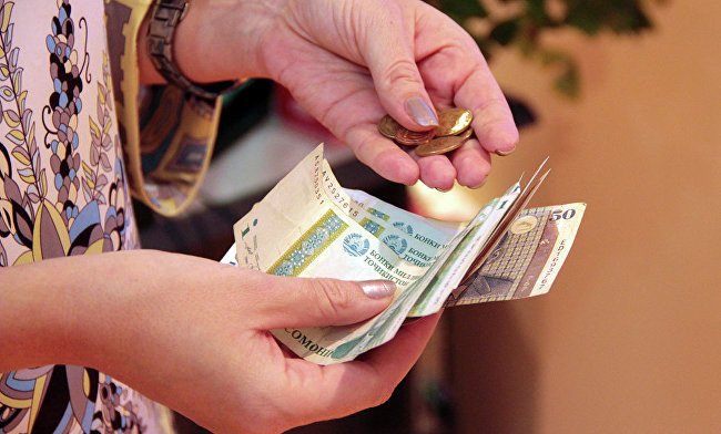В Таджикистане увеличат заработную плату